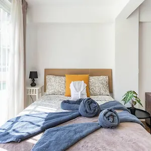 Serenity Chic Center With Free Wifi By Namaste Elite , Torremolinos Spain