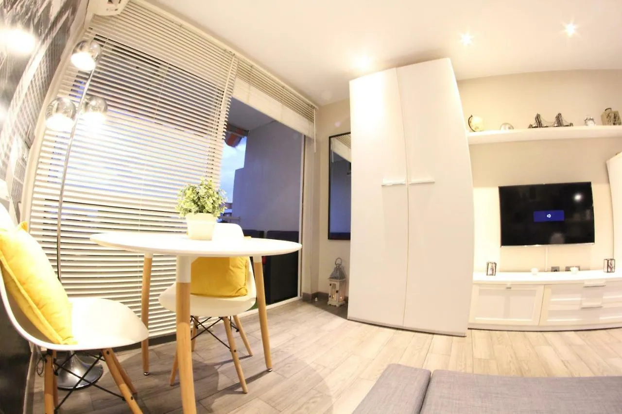 Lovely Studio New York Design Torremolinos